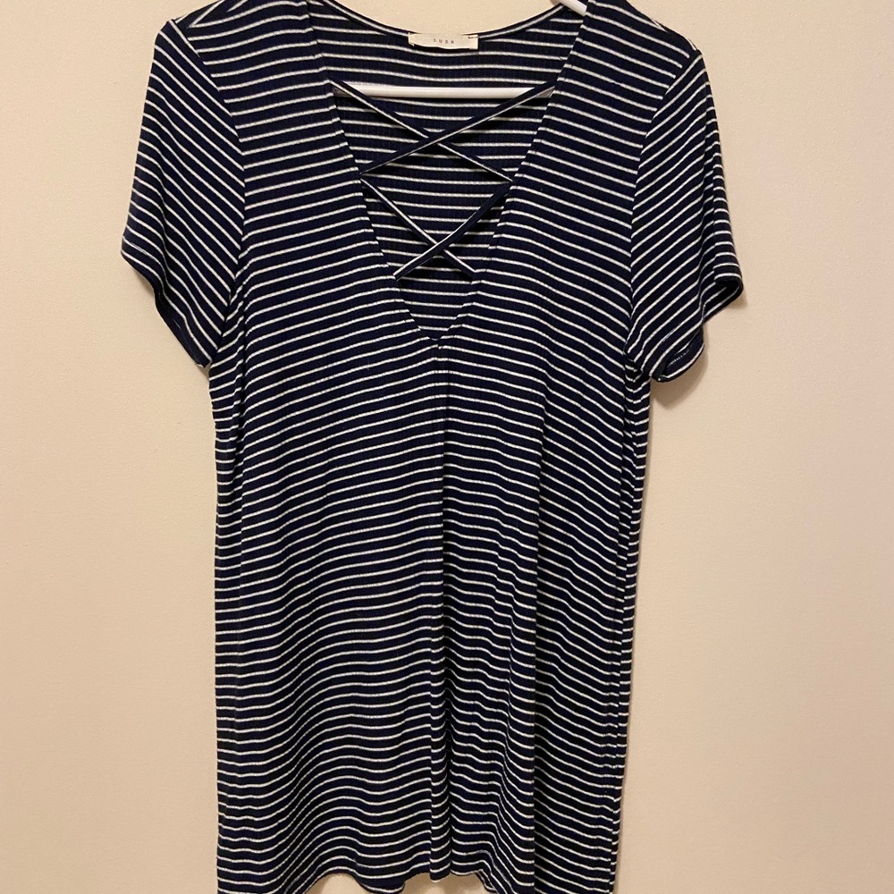 Cute blouse with blue and white stripes.